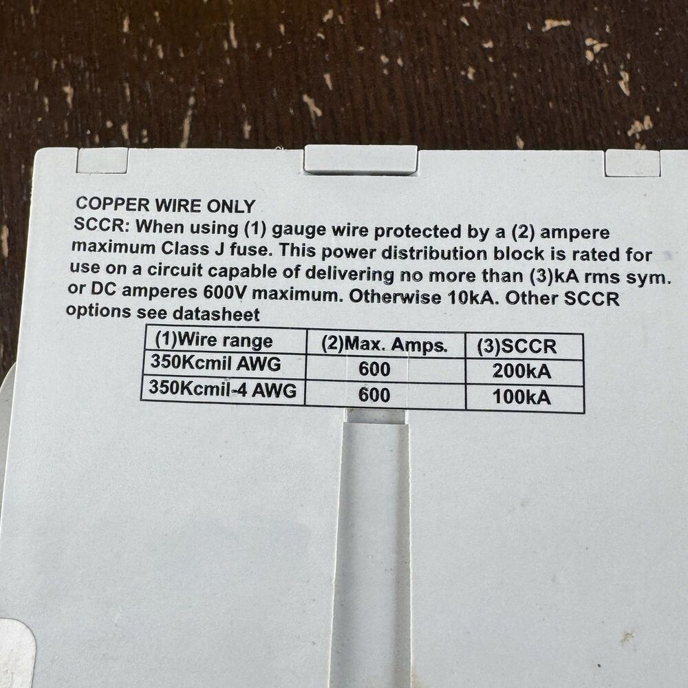 Cooper Bussmann PDBFS500 Power Distribution Block 600V 620A 350Kcmil AWG 5/16HEX - Picture 4 of 6